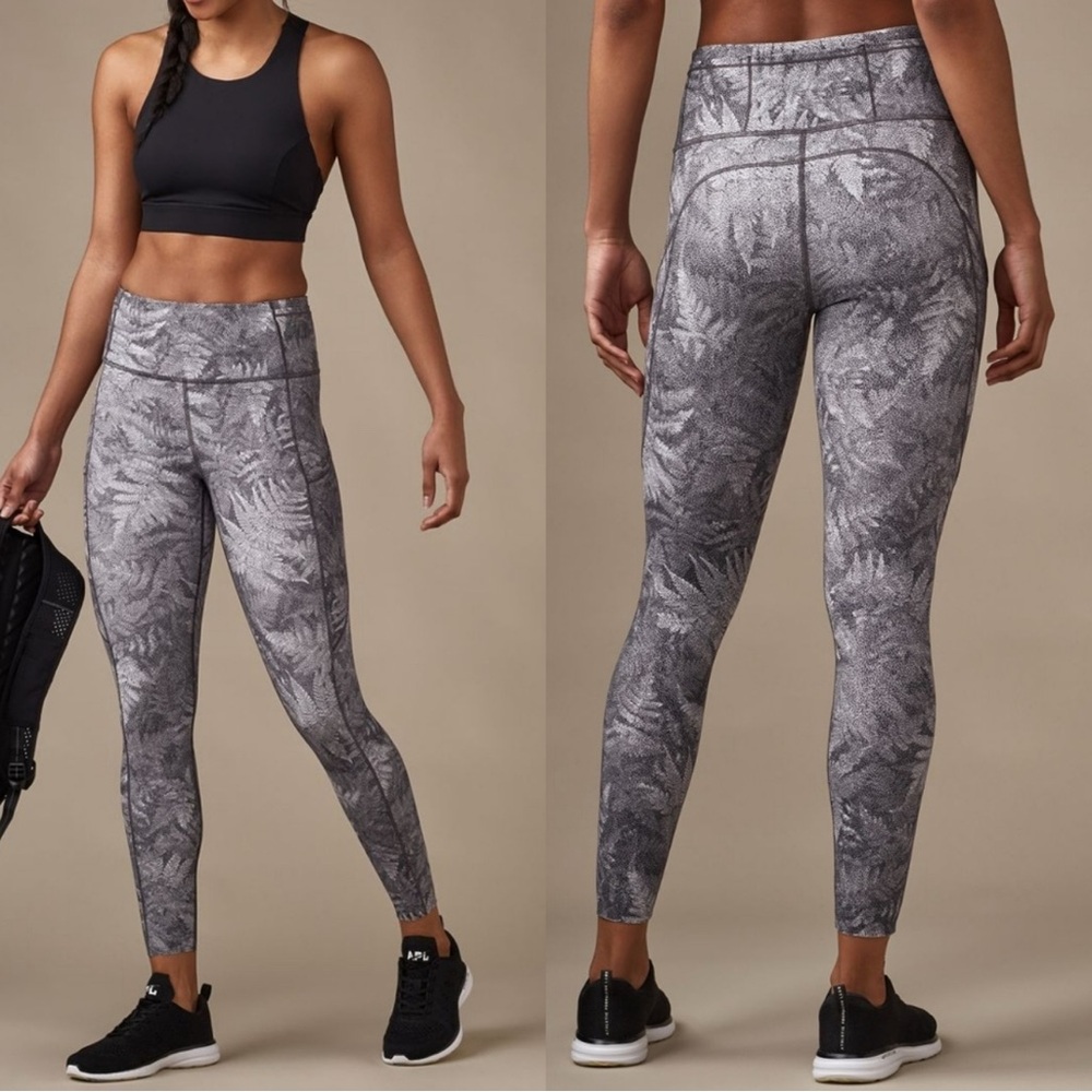 10 - Lululemon Fast & Free 7/8 Tight in Kindred Spirit Alpine White Multi